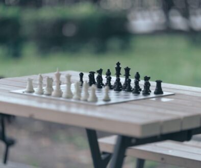 Poznaj tajemnice szachów - od królewskiej gry do sztuki myślenia